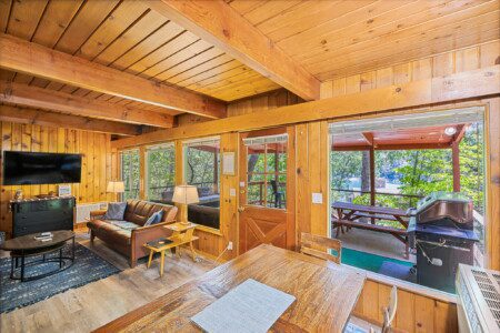 Lakefront bliss at Willow Cove with a boat slip on Bass Lake, CA