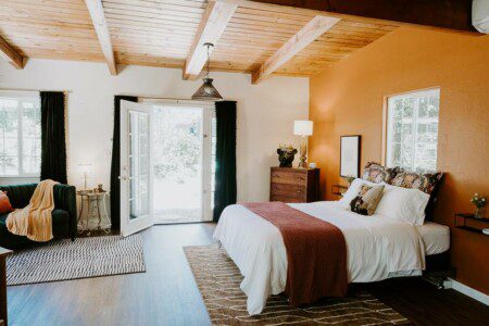 Studio 426 in Oakhurst, Ca near Bass Lake