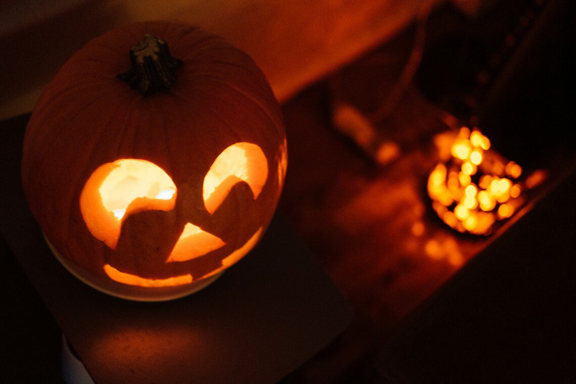 Jack-o'-lanterns are a festive part of Halloween in Yosemite, adding a spooky charm to the celebrations. These carved pumpkins enhance the atmosphere, making the Halloween experience in Yosemite even more magical and inviting for families and visitors.